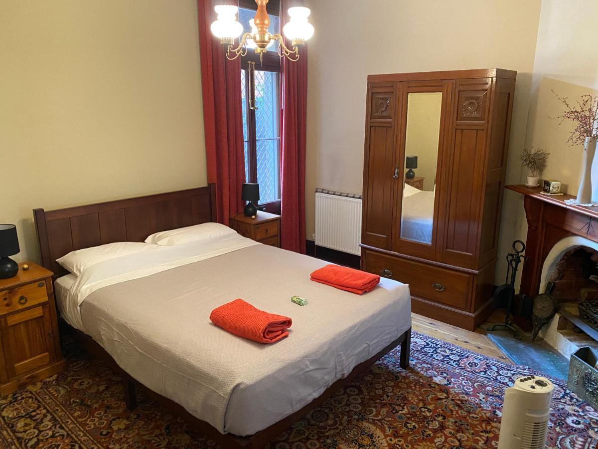 Yass Central Bed & Breakfast Екстер'єр фото
